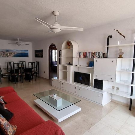 Atico Con Terraza Y 2 Habitaciones En Casco Antiguo Benidorm Exterior foto