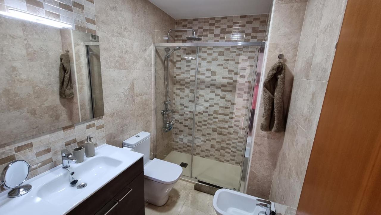 Atico Con Terraza Y 2 Habitaciones En Casco Antiguo Benidorm Exterior foto